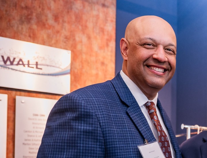 A picture of a man smiling.